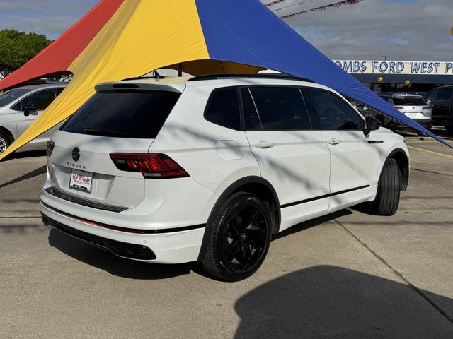 2023 Volkswagen Tiguan SE R-Line Black