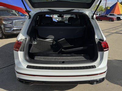 2023 Volkswagen Tiguan SE R-Line Black