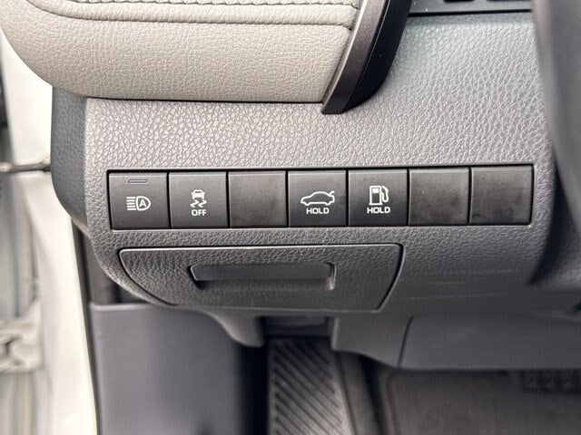 2024 Toyota Camry Hybrid