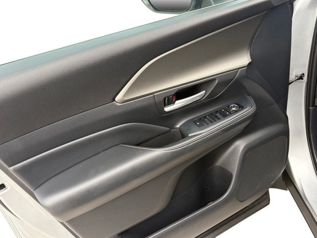 2025 Toyota Grand Highlander LE