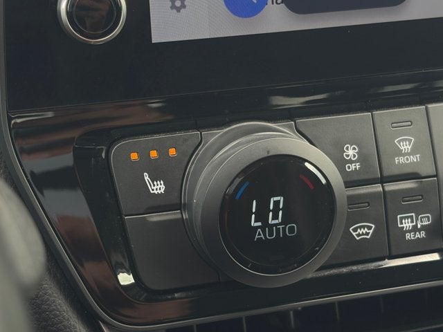 2025 Toyota Grand Highlander LE