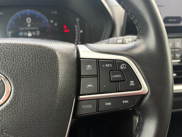 2025 Toyota Grand Highlander LE