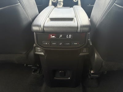 2025 Toyota Grand Highlander LE