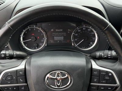 2025 Toyota Highlander LE