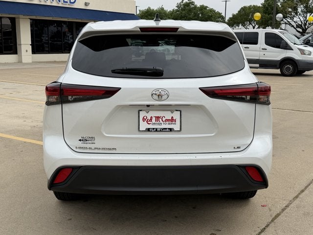 2025 Toyota Highlander LE
