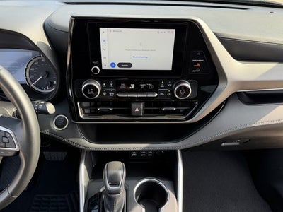 2025 Toyota Highlander LE