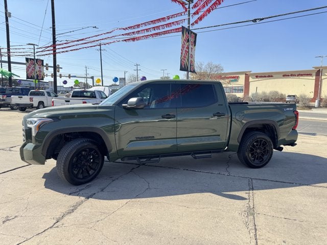 2023 Toyota Tundra 4WD SR5