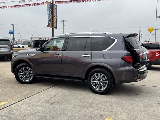 2024 INFINITI QX80 LUXE