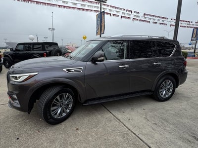 2024 INFINITI QX80 LUXE