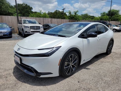 2024 Toyota Prius LE