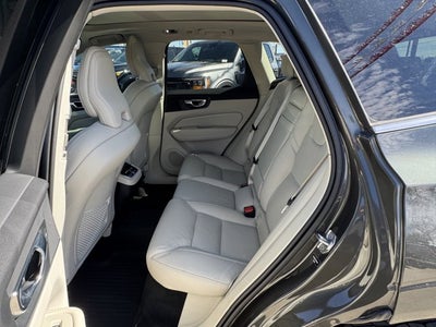 2021 Volvo XC60 Inscription