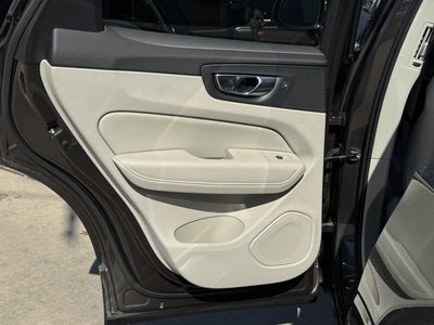 2021 Volvo XC60 Inscription