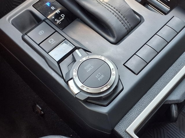 2025 Toyota Tacoma 4WD SR5