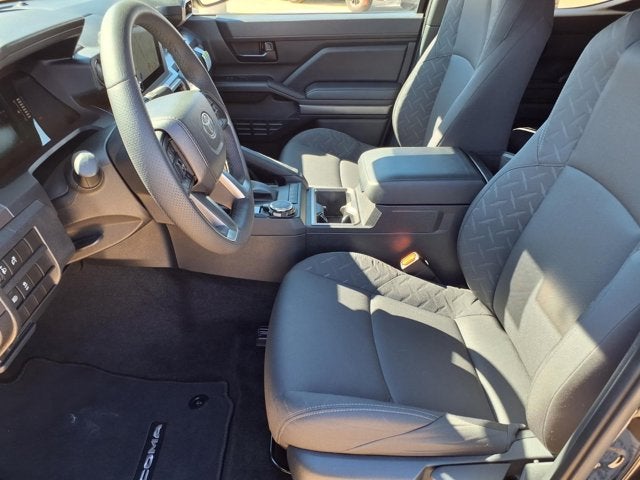 2025 Toyota Tacoma 4WD SR5