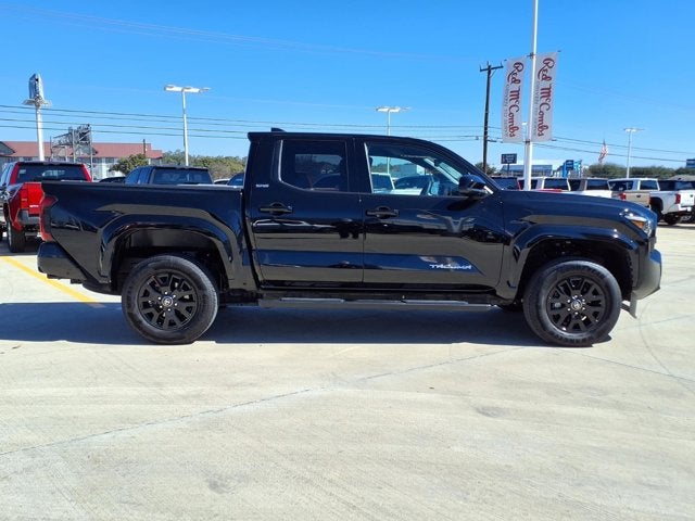2025 Toyota Tacoma 4WD SR5