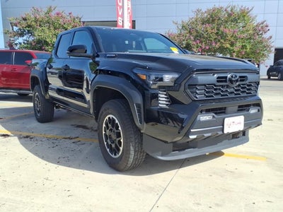 2026 Toyota Tacoma 4WD TRD OFF ROAD HYBR
