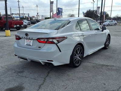 2023 Toyota Camry SE