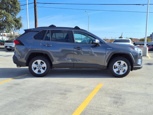 2021 Toyota RAV4 Hybrid XLE