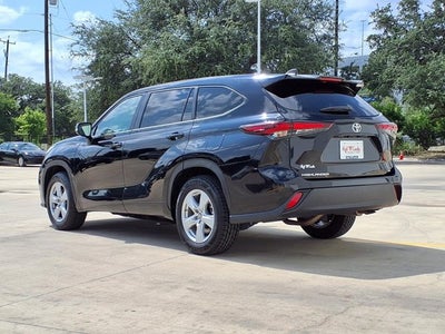 2025 Toyota Highlander LE