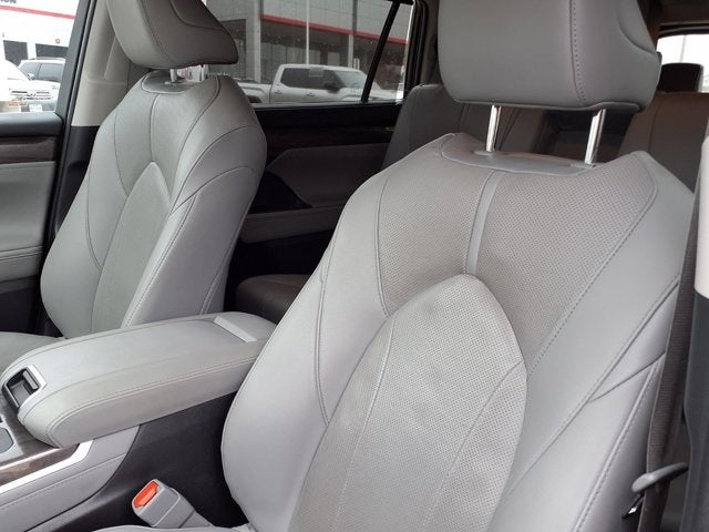 2020 Toyota Highlander Hybrid Limited