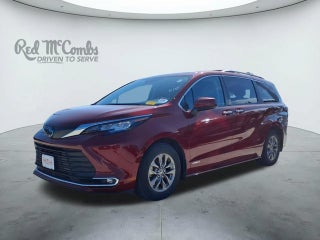 2021 Toyota Sienna XLE