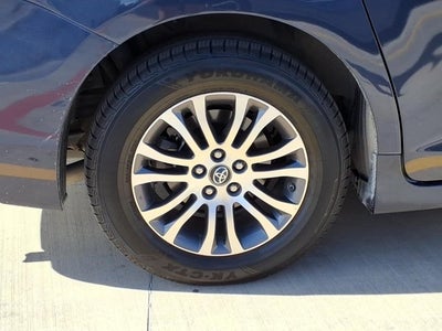 2019 Toyota Sienna XLE