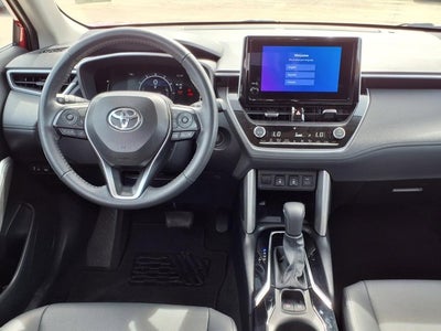 2024 Toyota Corolla Cross XLE