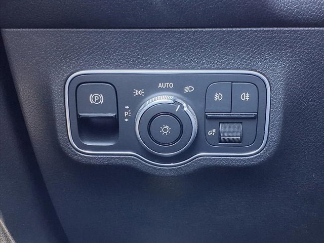 2024 Mercedes-Benz GLB GLB 250