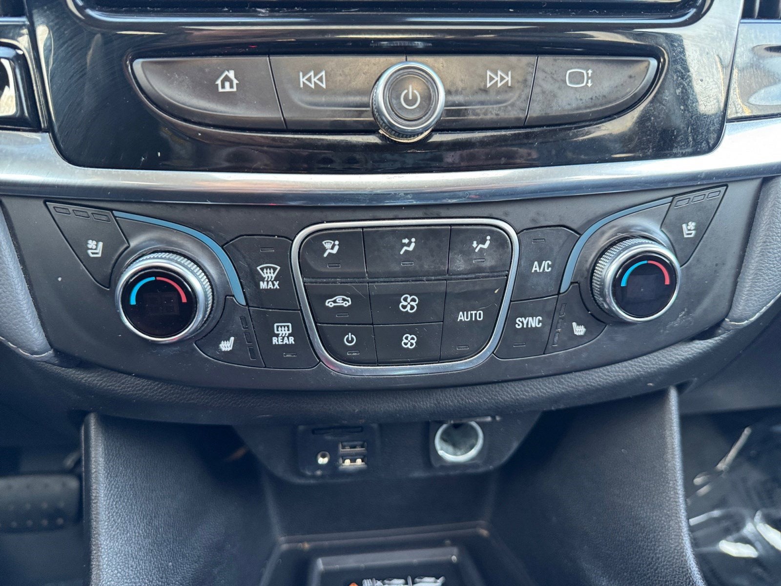 2020 Chevrolet Traverse Premier