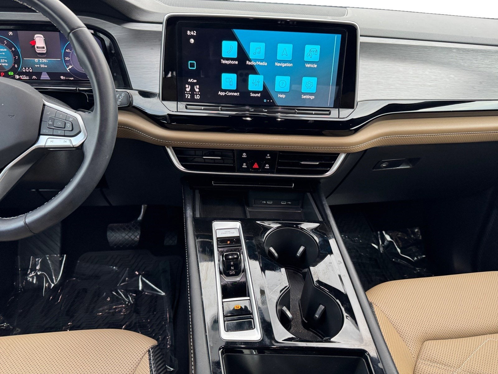 2024 Volkswagen Atlas Cross Sport 2.0T SE w/Technology