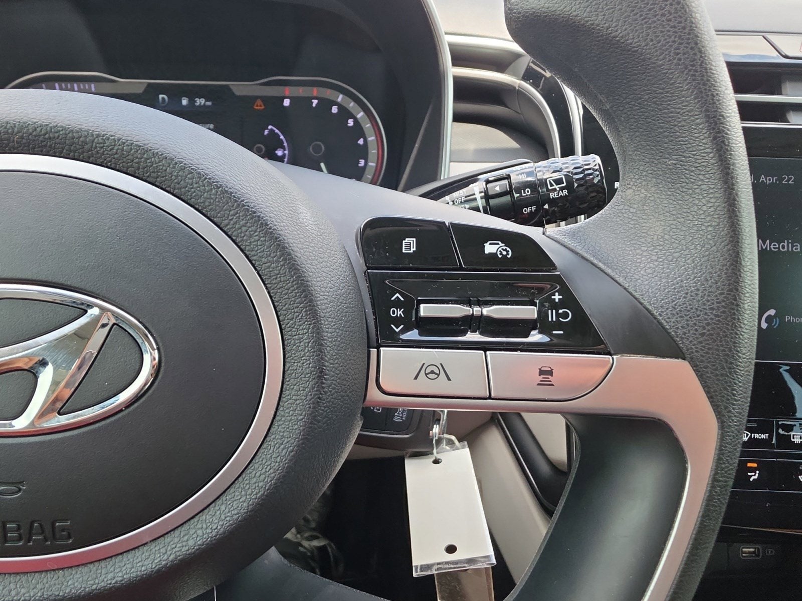 2023 Hyundai TUCSON SE