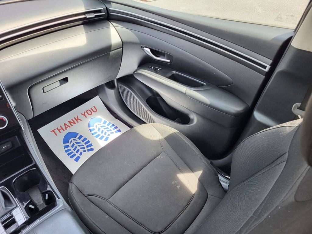 2023 Hyundai TUCSON SE