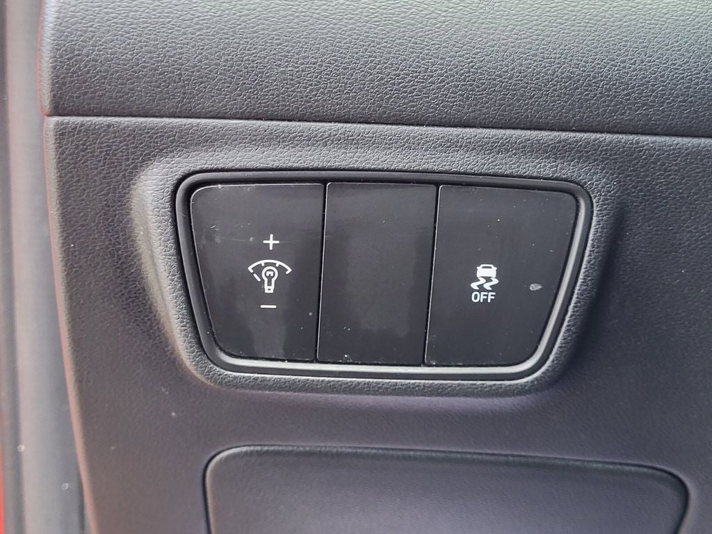 2023 Hyundai TUCSON SE