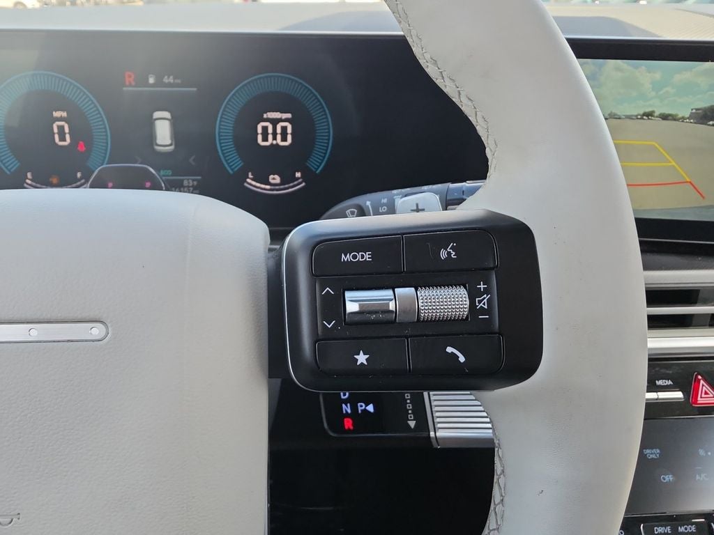 2025 Hyundai SANTA FE HYBRID SEL