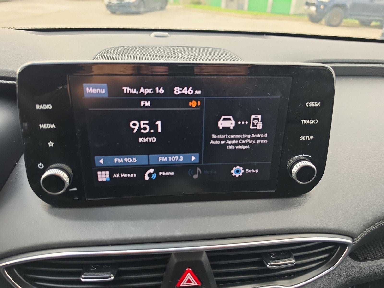 2023 Hyundai SANTA FE SE