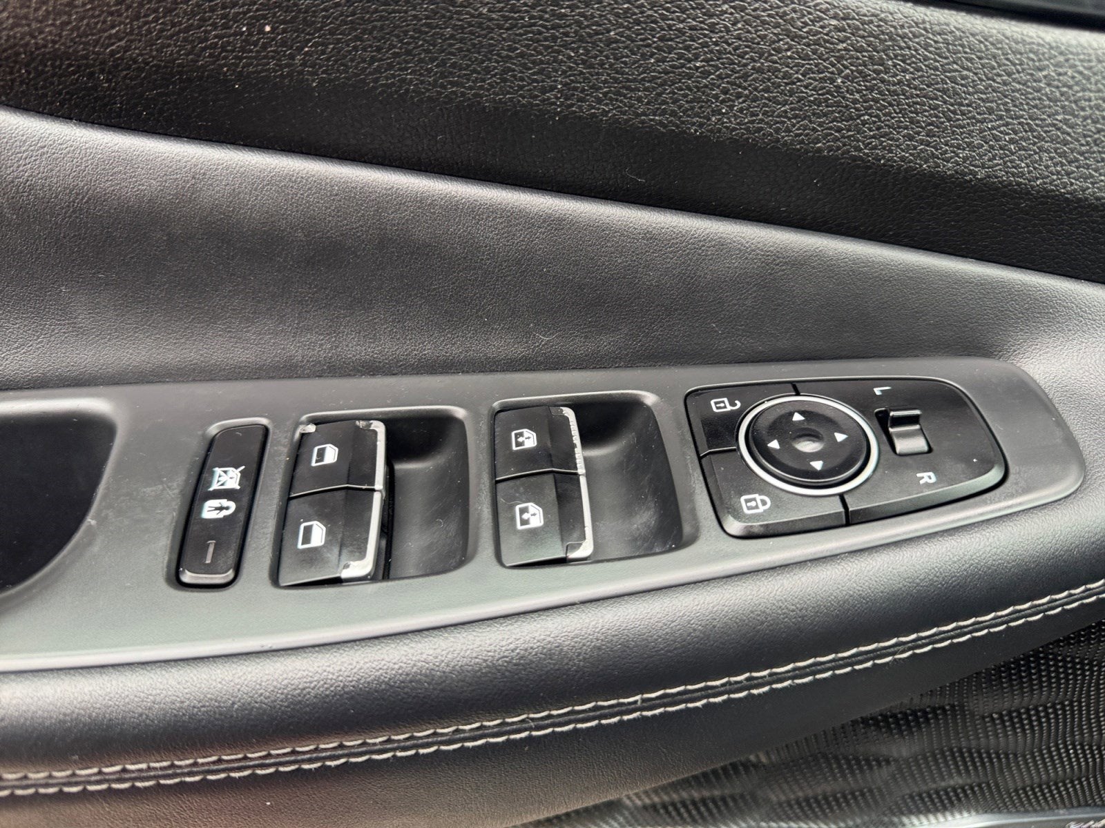 2019 Hyundai SANTA FE Ultimate