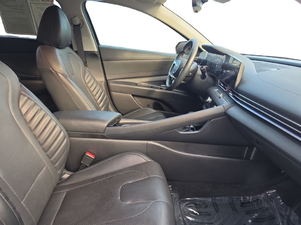 2021 Hyundai ELANTRA Limited