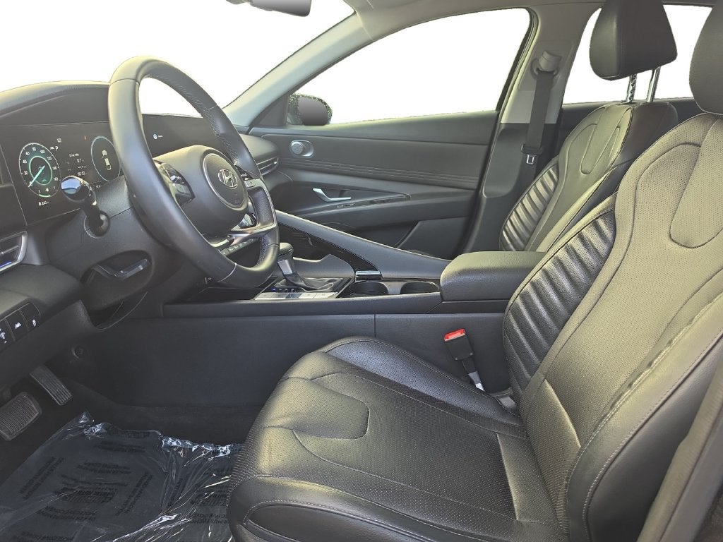 2021 Hyundai ELANTRA Limited