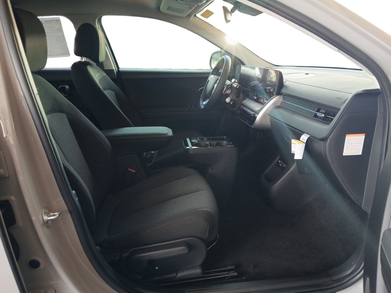 2025 Hyundai IONIQ 5 SE Standard Range