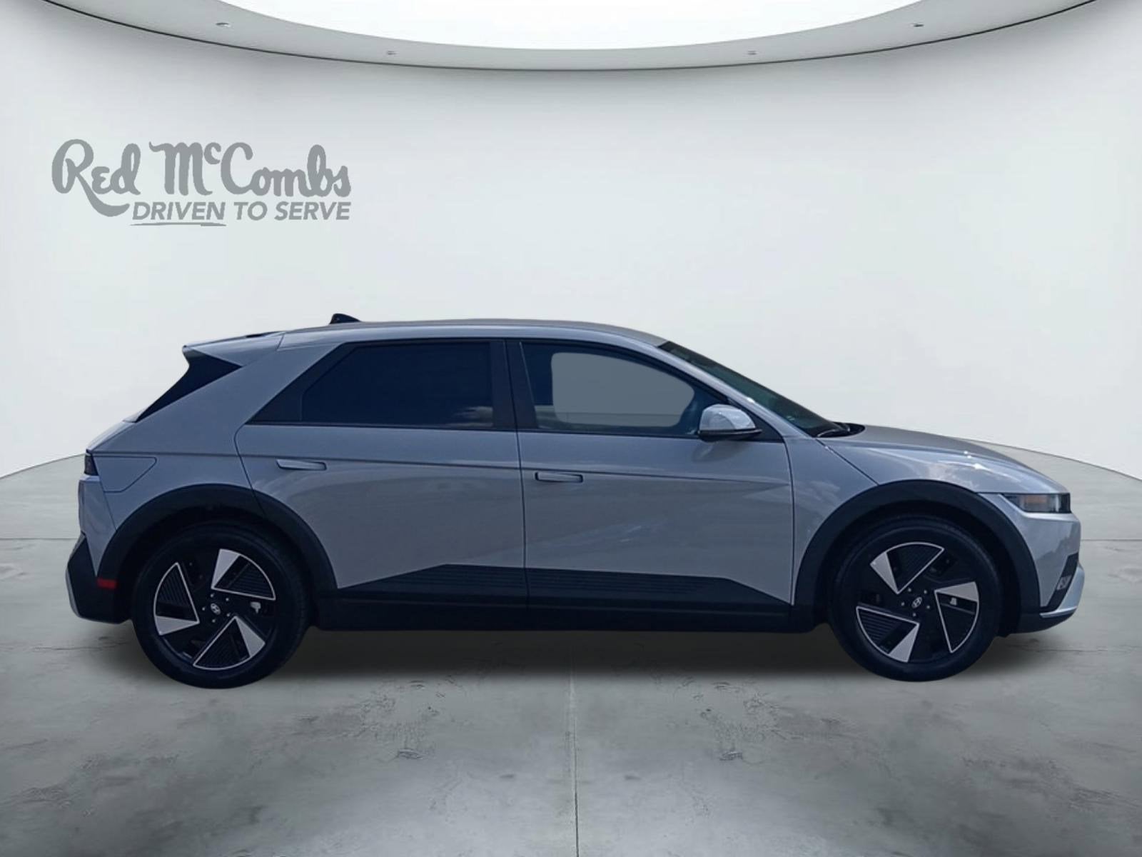 2025 Hyundai IONIQ 5 SE Standard Range