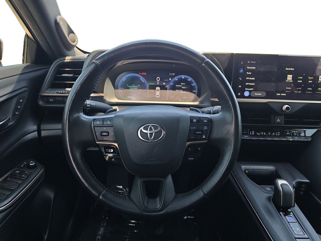 2023 Toyota Crown Platinum