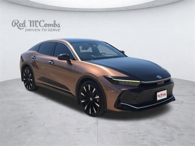 2023 Toyota Crown Platinum