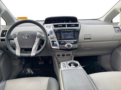 2017 Toyota Prius v Five