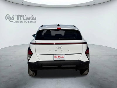 2026 Hyundai KONA SE