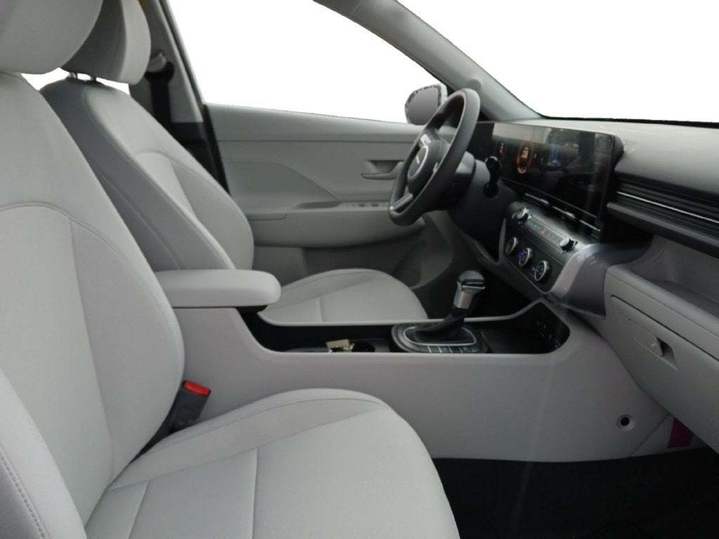 2027 Hyundai KONA SE