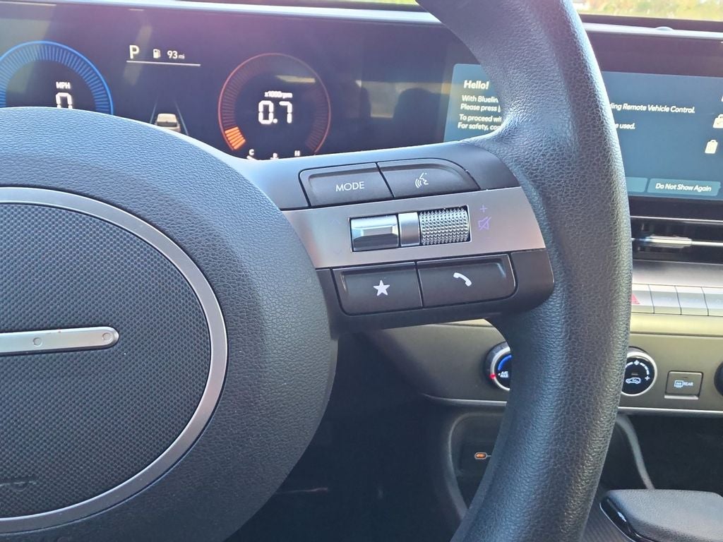 2024 Hyundai KONA SE