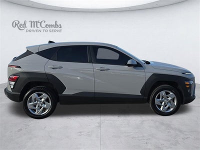 2024 Hyundai KONA SE