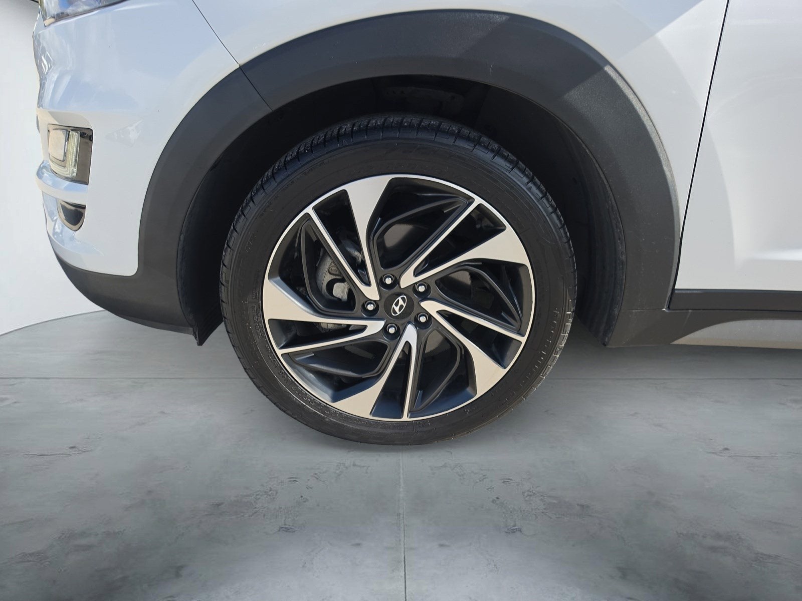 2020 Hyundai TUCSON Sport