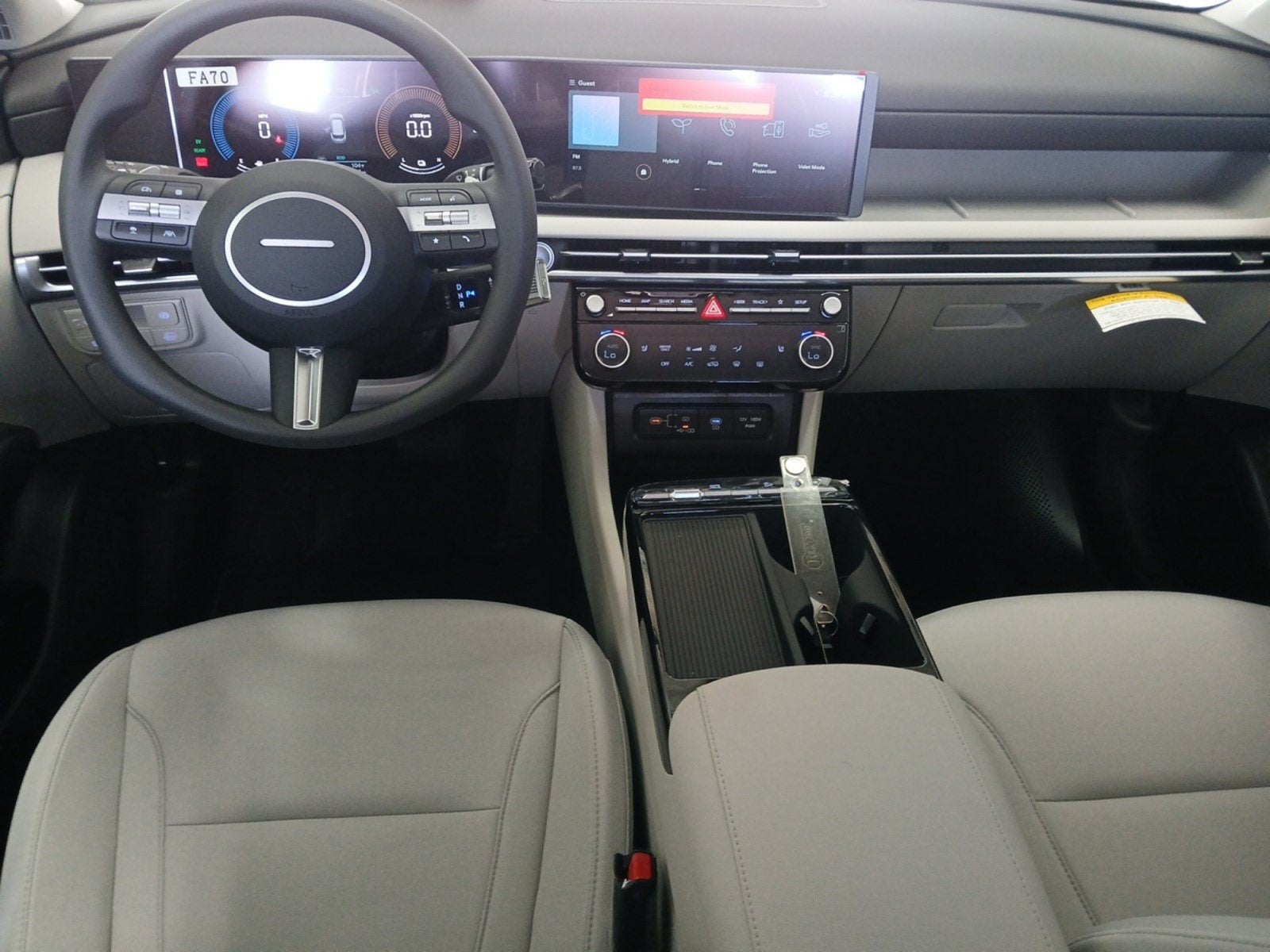 2026 Hyundai TUCSON HYBRID SEL
