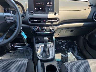 2023 Hyundai KONA SE